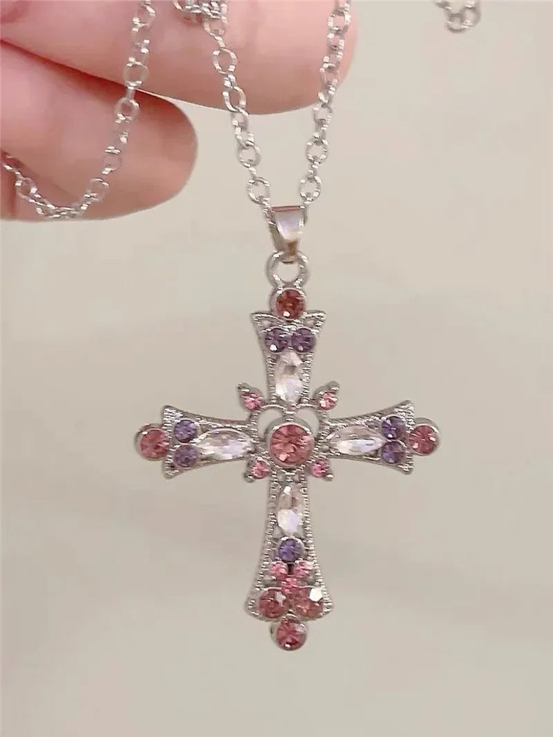 CROSS PENDANT NECKLACE